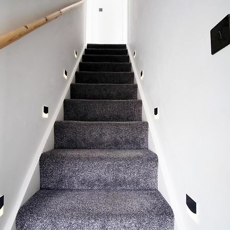 New 2 Bed Comfort - Functional - Secure - Private Cardiff Zewnętrze zdjęcie