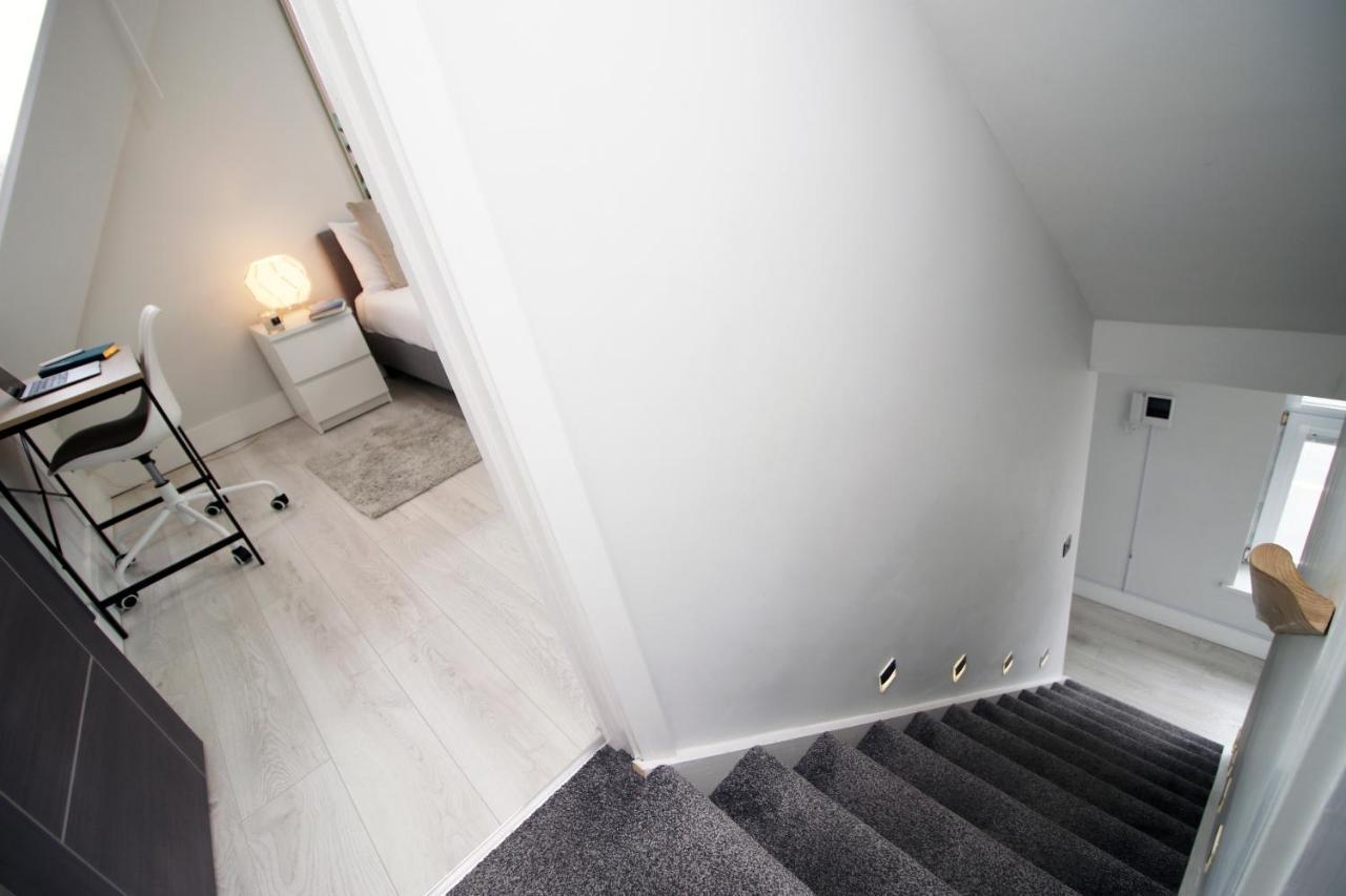 New 2 Bed Comfort - Functional - Secure - Private Cardiff Zewnętrze zdjęcie