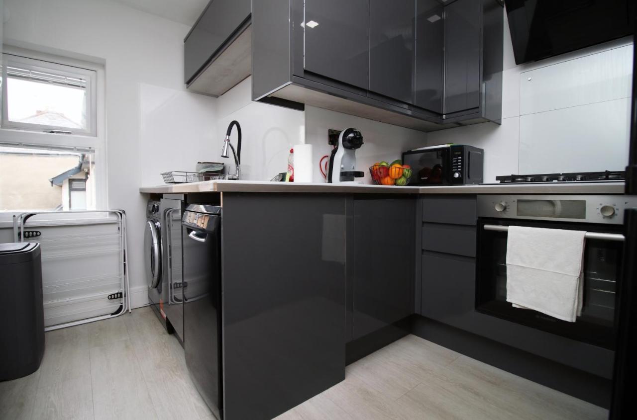 New 2 Bed Comfort - Functional - Secure - Private Cardiff Zewnętrze zdjęcie