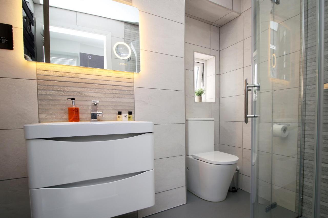 New 2 Bed Comfort - Functional - Secure - Private Cardiff Zewnętrze zdjęcie